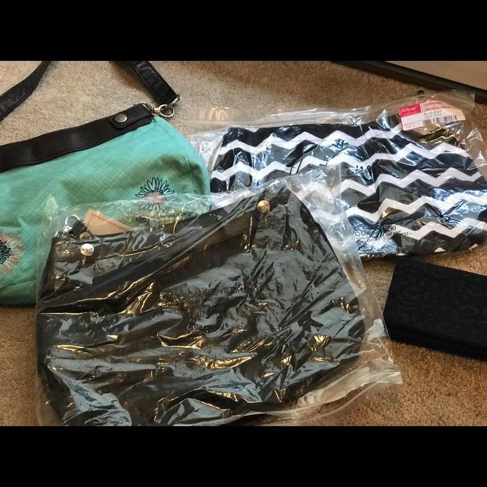 Thirty-one skirt purse